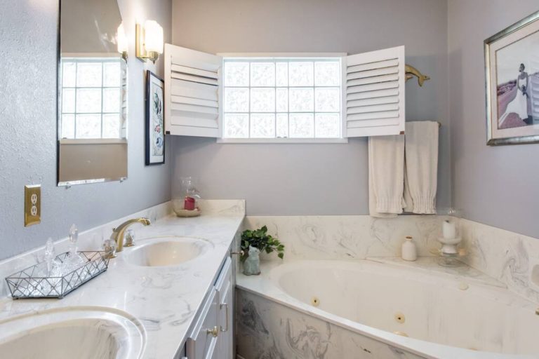 24f01c8f db8b 4584 8453 0c92244cc882 768x512