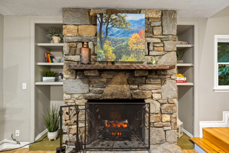 Summit fireplace 768x512