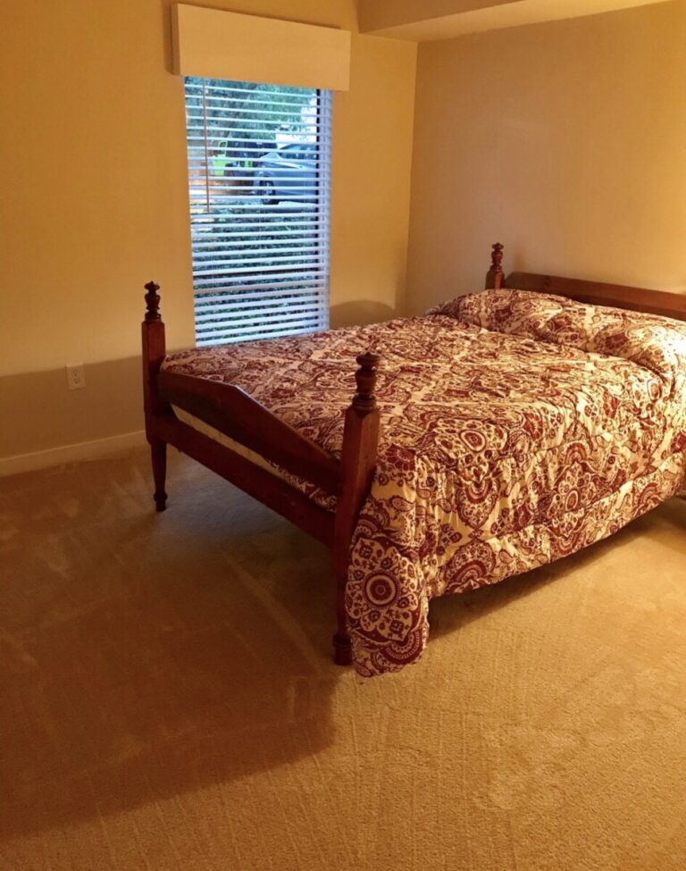 F117A469 EC1B 4C9E A434 0BCD94B6CE46 768x975