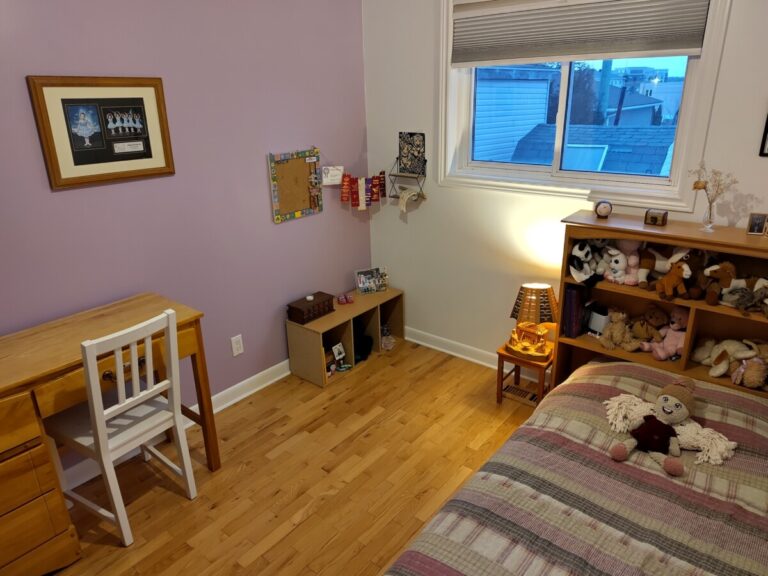 Gavriellas bedroom 1 768x576