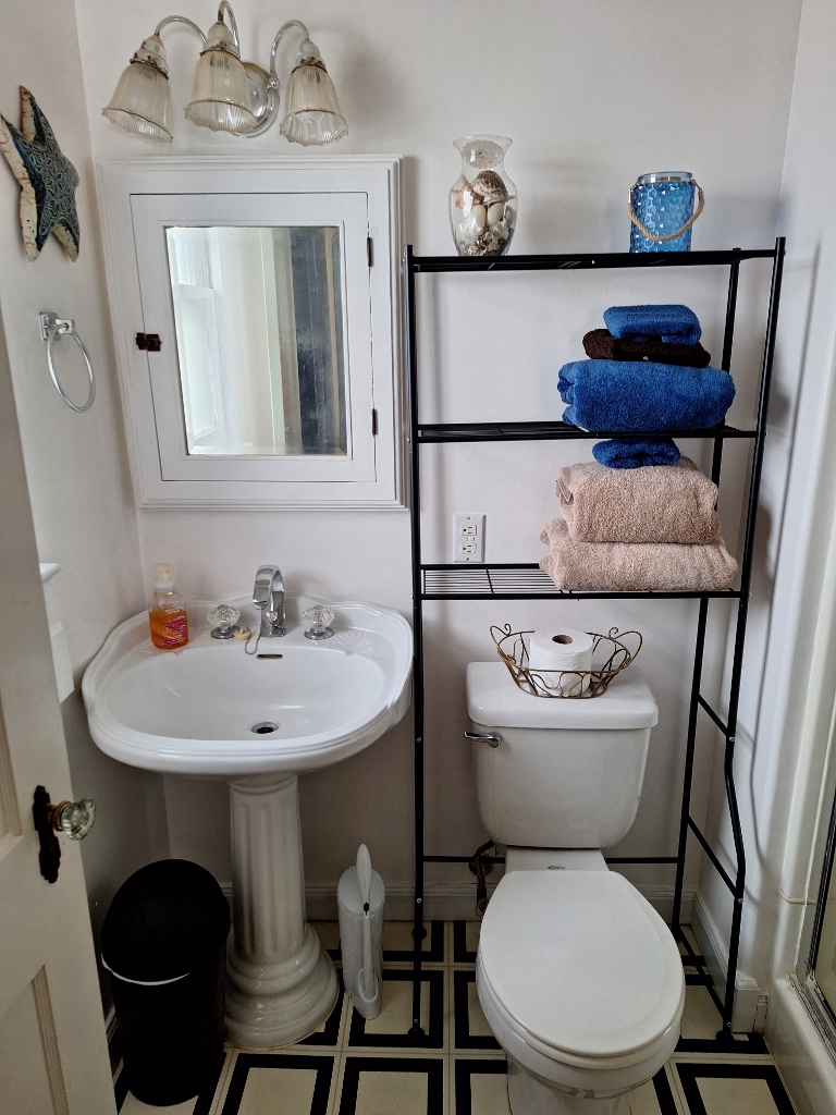 guest bath small size